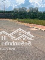 Cần Bán Đấtmặt Tiềnnguyễn Thị Huỳnh, Tt. Thới Lai, Cần Thơ. 120M2, Shr