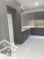 Bán Gấp Căn Hộ Centery, View Hồ Bơi, 96M2 2 Phòng Ngủ+ 2 Vệ Sinh Nội Thất Cơ Bản, Giá Bán 7.2Tỷ (Bao Hết 102%)