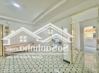 Bán Chung Cư Ngô Quyền Quận 5, Căn Góc 2 Phòng Ngủ Giá Bán 3 Tỷ 400 (Bớt Lộc)