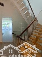 Võ Văn Tần. Quận 3. Giá Bán 31,5 Tỷ. 4 Tầng.