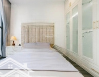 Bán Nhà 7 Tầng Phố Nguyễn Văn Cừ, Diện Tích: 40M2, Ngõ Thông - 2 Ôtô Tránh, Thang Máy - Full Nội Thất