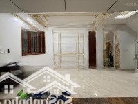 Siêu Phẩm Bt Tân Cổ Điển Phố Tư Đình - Cổ Linh, Oto Tránh, Gara Oto, 60M2 7 Tầng, Thang Máy, 16 Tỷ