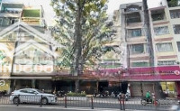 Ngang 15M - Chính Chủ Cho Thuê Nhà Mặt Tiền Đôi Đường 3 Tháng 2, Quận 10 Sầm Uất. Giá: 300 Triệu/Tháng
