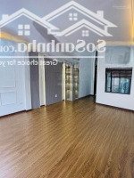 Bán Nhà Phân Lô Hoàng Quốc Việt,Ô Tô Tránh,Gara Thang Máy,Gần Phố,Tặng Nội Thất, Diện Tích: 60M2,5T, Giá Bán 19 Tỷ