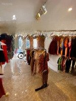 Bán Căn Nhà 5 Tầng Mặt Phố Tam Khương, Đống Đa Vớidiện Tích50M2, Mặt Tiền 5M, 19.8 Tỷ Liên Hệ: 0366221568
