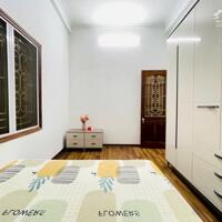 Nhà đường Láng – Ngõ nông – Xây đẹp – Giá hợp lí – 65m2 – 3 tầng – 9.4 tỷ