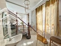 Nhỉnh 3 Tỷ Có Nhà 2 Tầng, 4 Phòng Ngủ, Tại P. Phước Long B - Giáp Đường Lớn Nhà Mới Xây