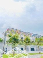 Bán Nhà Phố Compound 4 Phòng Ngủ 4 Vệ Sinh 5X25M Tại Palm City. Giiá Hấp Dẫn 9,5Tỷ . Nhận Nhà Ngay