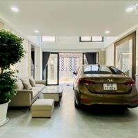 Bán nhà Đẹp Lạc Long Quân - 56m2 x 7T Thang máy Gara Oto - Vài bước ra phố - hướng TN