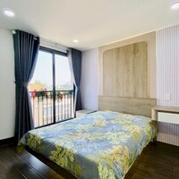 Bán nhà Đẹp Lạc Long Quân - 56m2 x 7T Thang máy Gara Oto - Vài bước ra phố - hướng TN