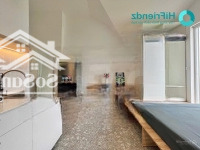 Căn Hộ Áp Mái, Ban Công Thoáng Mát, View Hồ Sen Cực Xịn Gần Cầu Sài Gòn, Sát Quận 1, Quận 2