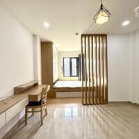 Phòng cửa sổ trời 30m2 Lê Quang Định Bình Thạnh giáp Phú Nhuận, Q1, Q3