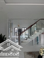 Nhà Phố Chuyên Gia.
Nd: 70M Thổ Full Odt.
Cách 5 Phút Đến Tthc.
Đối Diện Tiện Ích Nội Khu Công Viê
