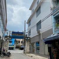 BÁN NHÀ HẺM XE TẢI THÔNG-XÔ VIẾT NGHỆ TỈNH-XE TẢI ĐẬU CỬA-NGAY HÀNG XANH- SÁT QUẬN 1-NHỈNH 5 TỶ