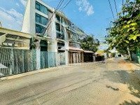 Sản Phẩm Đầu Tư Nhà Mặt Tiền Sát Phạm Văn Đồng 82M2 (4,7X17M) Vừa Ở + Thuê 10 Tr/Th Chỉ 7.6 Tỷ