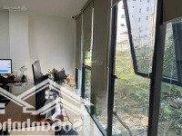 Cho Thuê Văn Phòng Tại Phố Trần Duy Hưng Sàn 80M2 Đẹp Rực Rỡ Thoáng Nhiều Ánh Sáng Giá Cực Rẻ