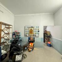 Bán Nhà Nguyễn Ảnh Thủ, 40m2, 2Tầng Đường 7m thông thoáng, xe hơi ngủ trong nhà,