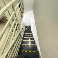 Bán Nhà Nguyễn Ảnh Thủ, 40m2, 2Tầng Đường 7m thông thoáng, xe hơi ngủ trong nhà,