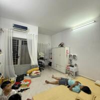 Bán Nhà Nguyễn Ảnh Thủ, 40m2, 2Tầng Đường 7m thông thoáng, xe hơi ngủ trong nhà,
