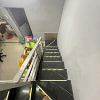 Bán Nhà Nguyễn Ảnh Thủ, 40m2, 2Tầng Đường 7m thông thoáng, xe hơi ngủ trong nhà,