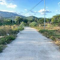 Bán lô đất 2 mặt tiền Vĩnh hiệp Dt :68,1m Giá bán : 1ty328 Trần Yên Trinh 0976396883 để đi xem nhà