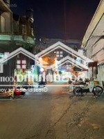 Giảm 100 Triệu - Tròn 8Tỷ - Mặt Tiềnhẽm Xe Hơiquang Trung Đối Diện Ubnd Gv 8.2X8.5M