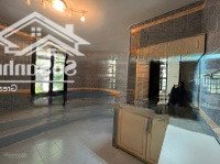 Cho Thuê Biệt Thự Tại Xuân Thủy, Thảo Điền, Quận 2 6 Phòng Ngủ 6 Vệ Sinh Diện Tích 375M2. Giá Bán 100 Triệu. Có Hồ Bơi