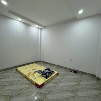 Chính chủ kẹt tiền cần bán căn nhà tại xã Vĩnh Ngọc thôn Xuân Lạc sổ hồng đầy đủ,vị trí khu dân cư