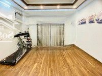 Bán Nhà Đường Giáp Nhị. Nhà Lô Góc Thoáng Sáng. Ngõ Rộng Gần Ô Tô.