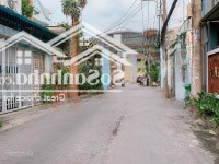 Hẻm Xe Tải Thông - 100M2 - Ngang 4M - Sổ Vuông - 2 Tầng 3 Phòng Ngủ- Tiện Xây Mới - Hàng Xóm Biệt Thự Vip