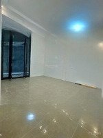 Siêu Rẻ. Chỉ 7.7 Tỷ, Sđ 64M2, 4 Tầng. La Thành, P. Giảng Võ. Lh Gấp 0972 174 959