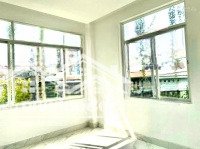 Siêu Phẩm Cho Thuê Nhà Ốp Kính 18A Lam Sơn, Phường 6, Phú Nhuận