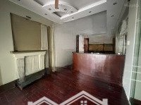 Cho Thuê Biệt Thự Tại Phố! An Dương Tây Hồ Có Diện Tích 180M2 - 8 Phòng Ngủ Khép Kín