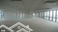 Cho Thuê Mặt Bằng Kinh Doanh Phố Chùa Láng Diện Tích: 200M2X7T, Mt: 11M, Siêu Hot Cạnh Hồ Láng