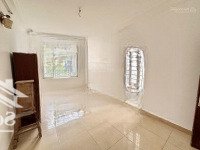 Bán Nhà Ngô Gia Tự - Lô Góc - Dân Xây Chắc Chắn - Gần Ô Tô