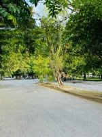 Chủ Gửi Bán Lô Đấtmặt Tiềnđường Số 49 (Kdc 10 Mẫu) P Bình Trưng Đông, Diện Tích: 100M2 (5X20) Giá: 12.9 Tỷ
