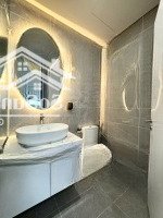 Cho Thuê Căn Hộ Cc Royal City, 30 Triệu, 115 M2, 3 Phòng Ngủ 2 Vệ Sinh Nội Thất Mới Tinh