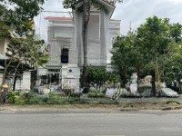 Cần Bán Biệt Thự Đơn Lập Góc 2 Mặt Tiền Nam Thiên-Pmh-Q7 Giá Tốt Nhất Khu Cảnh Đồi Chỉ 108 Tỷ
