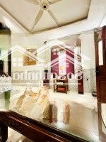 Bán Nhà- Giang Biên- Khu Phân Lô- Ô Tô Vào Nhà- Dân Xây Chắc Chắn- Trung Tâm -Tiện Ích- 62M- 9,6 Tỷ