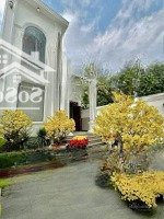 Bán Nhà Tân Cổ Điển Ngay Trung Tâm Thủ Dầu Một