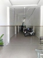 Nhà Mặt Phố Tại Trần Quang Khải, 230 Triệu / M2, 92.5 M2, 4 Tầng, 7 Phòng Ngủ 7Wc