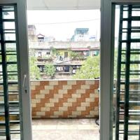 Cho thuê căn hộ TT tầng 2 ngõ 1 Tạ Quang Bửu, 40m2, 1 ngủ, 1 WC 5.5tr ở sinh viên ngoan