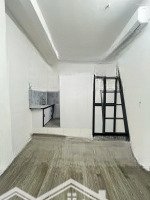 Mới 100%! Thang Máy - Nhà Xe - Phòng Rộng - Hai Bà Trưng, Tân Định, Quận 1 - Giá Tốt Chỉ 5 Triệu