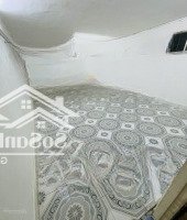 Chính Chủ Cho Thuê Nhà Nguyên Cănmặt Tiềnnguyễn Trãi Q5, 2 Lầu, Gía Cực Tốt 18 Triệu/Tháng. 0902 589 310