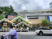 Bán Nhà Siêu Hot Giá Đầu Tư Mặt Tiền 400M2 Quận 1