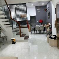 Nhà 3 tầng cần bán nhanh – Trung tâm thành phố Đà Nẵng – Lý Tự Trọng, ngay góc Đống Đa – Nhà mới vào ở ngay – DT 70m2