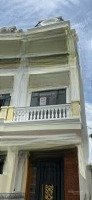 Bán Nhà Mới Tinh,Hoàn Công Đầy Đủ 1 Trệt 2 Lầu Ngay Trung Tâm Tp Dĩ An Diện Tích:71.6M2 Giá Bán 4.5 Tỷ