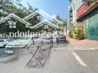Giảm Tận Đáy !Từ 18 Tỷ Còn 13,5 Tỷ. Chính Chủ Bán Nhà Dân Xây 5T Bồ Đề, Ngõ Ô Tô. Diện Tích: 62M2 -Mặt Tiền5.2M.
