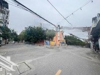 Bán Nhà Mặt Phố Ngọc Trì Diện Tích Rộng 130M2 Vỉa Hè Kinh Doanh Sầm Uất, 2 Thoánthoáng