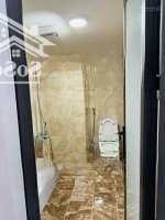 Hai Vợ Chồng Em Chuyển Đổi Bán Nhanh Căn Hộ 70M 3,9 Tỷ Miễn Trung Gian. Tầng Trung Sổ Đỏ Chính Chủ